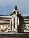 Statue auf dem Palais der Universität Straßburg