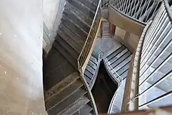 Palazzo Bartolomeo di Maio, Treppenhaus