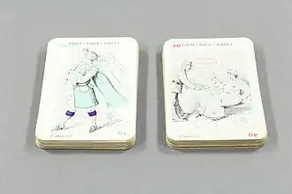 links: Trompeter; rechts: eine edel gekleidete Suffragette weist das Essen im „Holloway Restaurant“ zurück: Anspielung auf die Hungerstreiks der Suffragetten im Holloway Prison