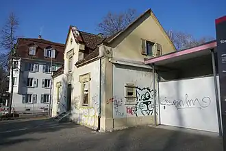 Pförtnerhaus und Laubengang (2020)