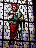 Fenster mit Darstellung des Apostel Paulus
