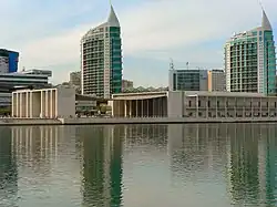 Pavilhão de Portugal mit den Zwillingstürmen