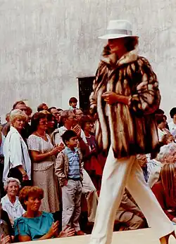 Ausgelassene Iltisjacke (1984)