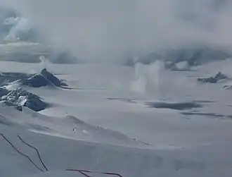 Blick vom Catalunyan Saddle auf den Perunika-Gletscher