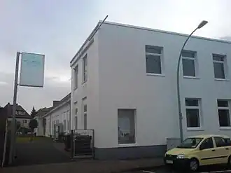 Petrusgemeinde vom Kleinen Kornweg aus gesehen