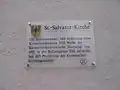 Tafel an der St.-Salvador-Kirche in Nördlingen