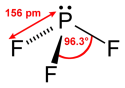 Strukturformel von Phosphor(III)-fluorid mit Bindungslänge und Winkel