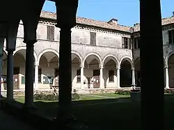 Kreuzgang im ehemaligen Kloster