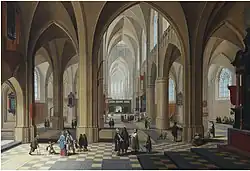 Das Innere einer gotischen Kirche bei Tag