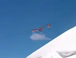 Hängende Stütze der Kleinkabinenbahn Vallée Blanche