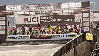 Start eines Rennens bei der BMX-WM 2016 in Medellín