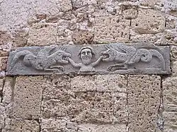 Relief an der Kirche Santa Maria e San Rocco