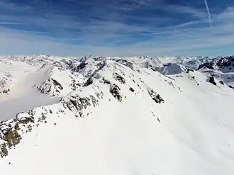 Luftbild vom Ostgipfel (Südseite)