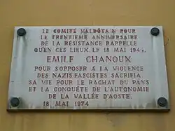 Plakette am Haus, wo Émile Chanoux zu Tode kam