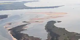 Blick von Norden auf den Meeresteil Plathe (Mitte der linken Bildhälfte)