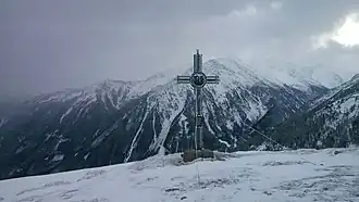 Gipfelkreuz im Winter