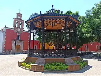 Jalpa – Plaza Principal mit Santuario de Guadalupe