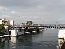 Drehbrücke über den Kanal