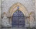 Seitliche Blendbögen an einem Portal (St. Helen, Abingdon)