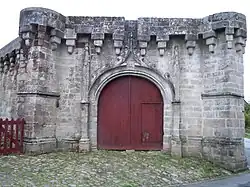 Porte des Rohans (Eingangstor) der Schlossruine
