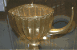 Goldene Tasse aus Grab PG 800.