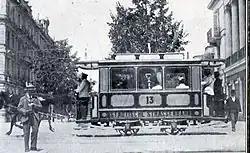 Das Rösslitram No. 13 überquert den Zürcher Paradeplatz, Ende des 19. Jahrhunderts