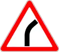 Gefährliche Kurve nach rechts
