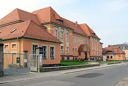 Amtsgerichtsgebäude in Kötzschenbroda, Zentralausschnitt