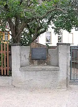 Gedenkstein im Radebeul-Stadtteil Zitzschewig