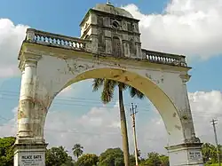 Eingang zum Raikut-Palast