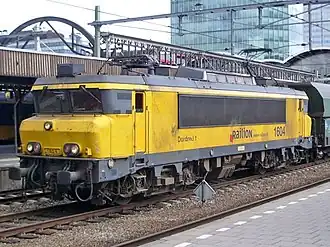 Railion-Lok 1604 im Bahnhof Utrecht Centraal, 2001