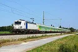 Alpen-Sylt-Nachtexpress mit Wagen, die vormals im Einsatz für Flixtrain waren.