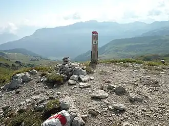 Auf dem Gipfel des Rainissalts