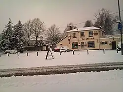 Pub The Red&nbsp;Lion in Shreding&nbsp;Green