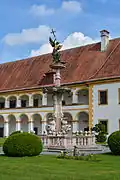 Brunnen im Stiftshof