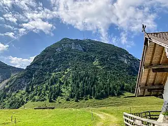Almhütte der Reindleralm vor dem Wendelstein