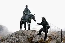 Generalissimus Alexander Suworow mit seinem Führer Antonio Gamba aus Taverne bei der Überquerung des Gotthardpasses 1799 (D.&nbsp;N. Tugarinow, 1999)