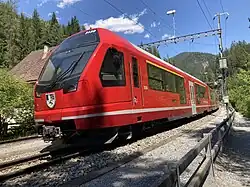 ABe 4/16 3150 im Bahnhof Davos Wiesen im Juli 2023