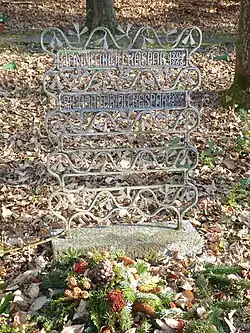 Richard Arioli-Kaspar (1905–1994) Stadtgärtner in Basel (1940–1970), Hanni Arioli-Kaspar (1904–1966). Grab auf dem Friedhof am Hörnli