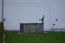 Brunnen in Riedelbach, Langgasse 29