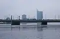 Die Rigaer Skyline mit der Steinbrücke im Vordergrund