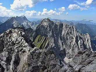 Nordgrat vom Risser Falk (Mitte) zum Kleinen Falk (rechts) gesehen vom Laliderer Falk