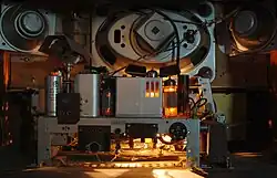 Inneres eines Telefunken-Röhrenempfängers