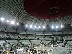 Innenraum mit Dachkonstruktion