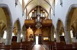 Blick zur Orgel