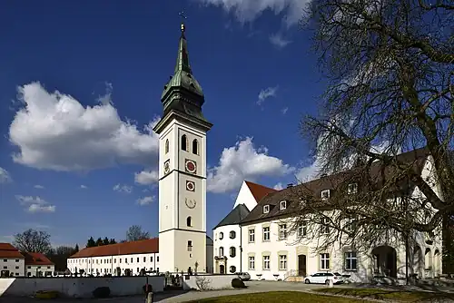 Kloster Rottenbuch, Stiftung (1073) Welfs IV.