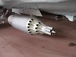 Startbehälter UB-32 für Raketen S-5