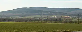 Der Süntel mit der Hohen Egge aus Richtung Hasperde gesehen