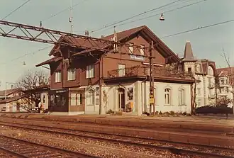 Stationsgebäude (1983)