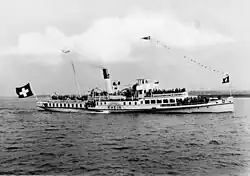 Der Schaufelraddampfer Mitte der 1930er Jahre vor Romanshorn